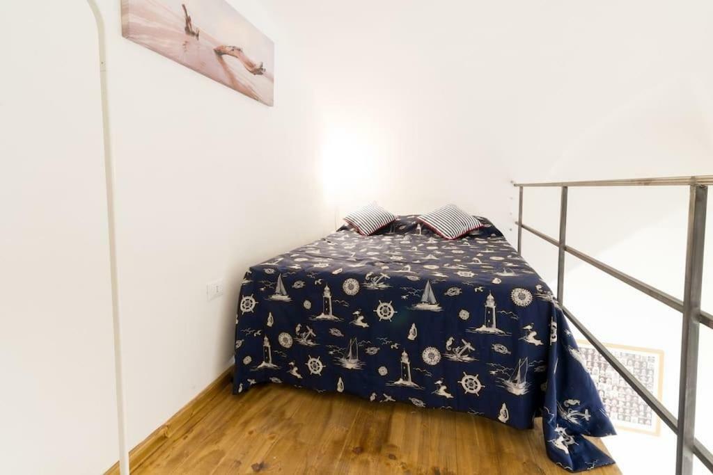 Miniloft Rosso - Mini-Loft Sanremo Centro. Wifi & Aria Condizionata Apartment ภายนอก รูปภาพ