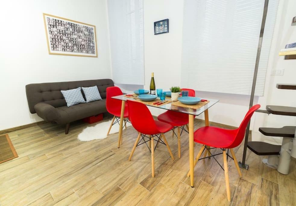 Miniloft Rosso - Mini-Loft Sanremo Centro. Wifi & Aria Condizionata Apartment ภายนอก รูปภาพ